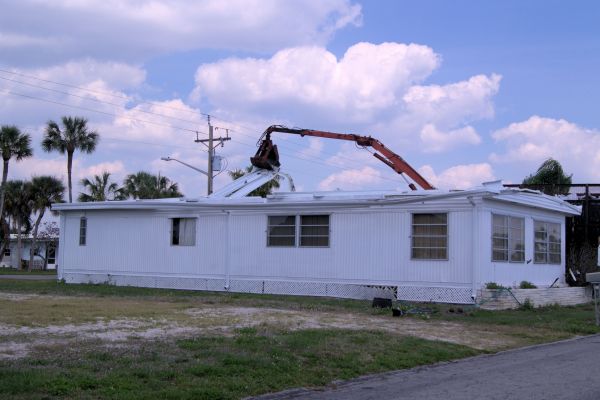 Mobile Home Demolition in Newark