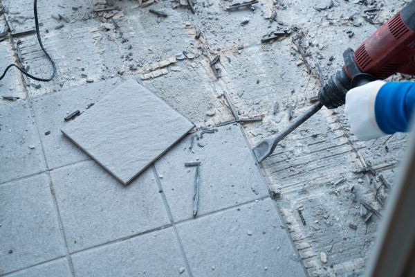 Flooring Removal Service in Newark