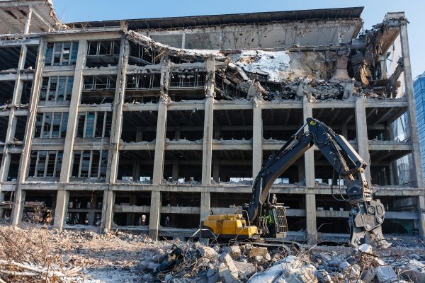 Commercial Building Demolition in Newark